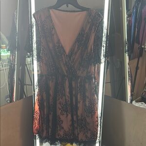 SHEIN Black and Pink Sleeveless V-Neck Sheath Mini Dress